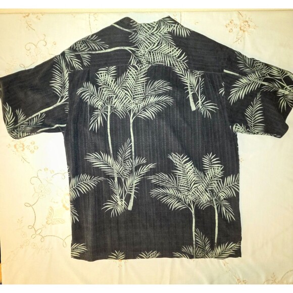 Tommy Bahama 100% Silk‎ Short Sleeve Shirt Button, Hawaiian, Kapalua Mens Medium - Picture 4 of 5